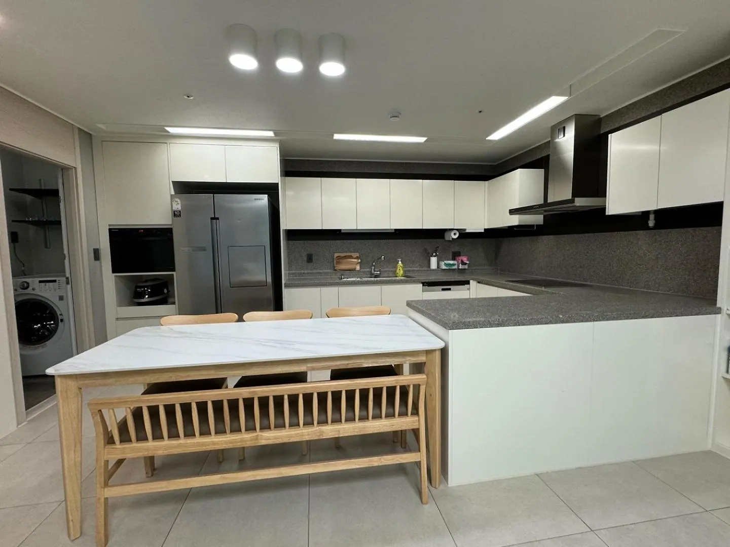 Apartment Kcc 레지던스2호 울산스테이오션뷰ocean View#해변펜트하우스#전망좋은집#대가족#반려동물 Ulsan